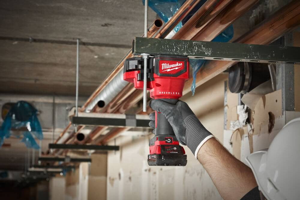 Coupeur de tige sans balai 18V avec mallette Milwaukee M18 BLTRC-0X