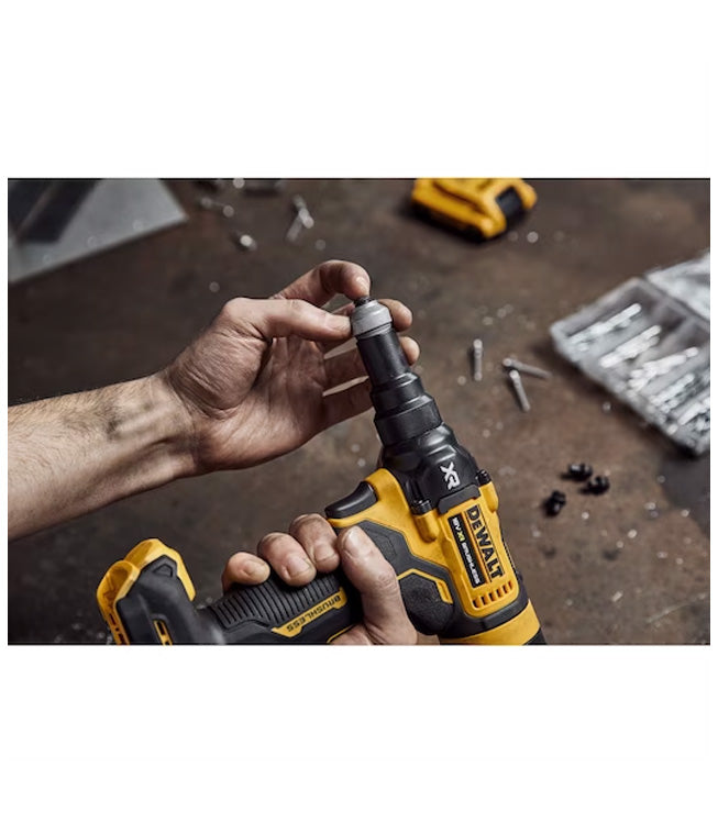 Riveteuse sans balais 6,3 mm XR 18V Dewalt DCF414NT