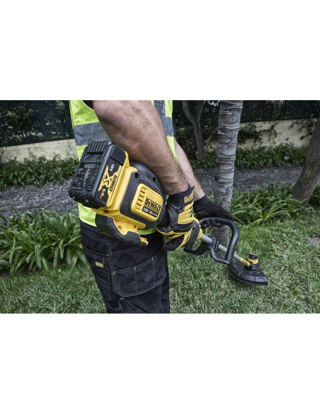 Désbroussailleuse sans balai Dewalt DCM561P1 - XR 18V 5.0Ah 33cm