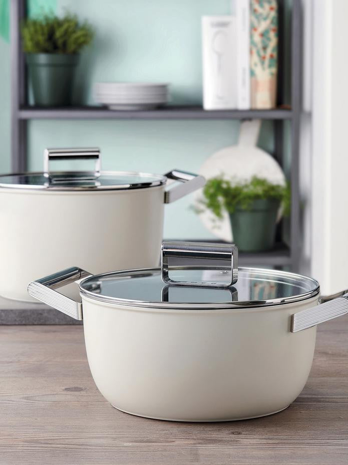 Pot antiadhésif 24cm Mate Smeg