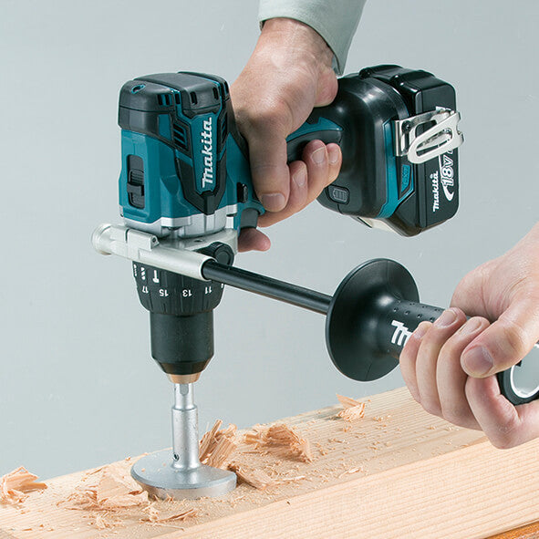Kit combo marteau perforateur DHP481RTJ + clé à chocs DTW700Z 18V avec 2 batteries 5.0Ah et mallette Makita DLX2480TJ2