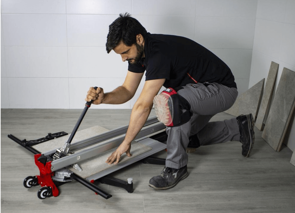 Coupeur manuel Rubi TZ-1550