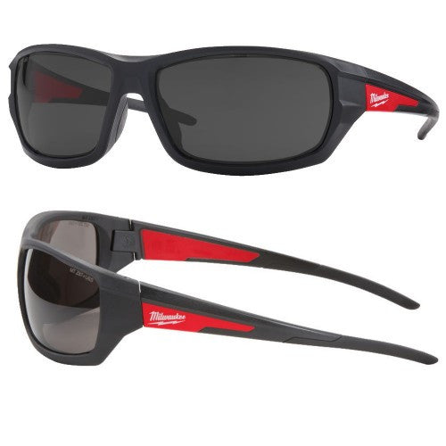Lunettes de sécurité performance fumé Milwaukee 4932471884