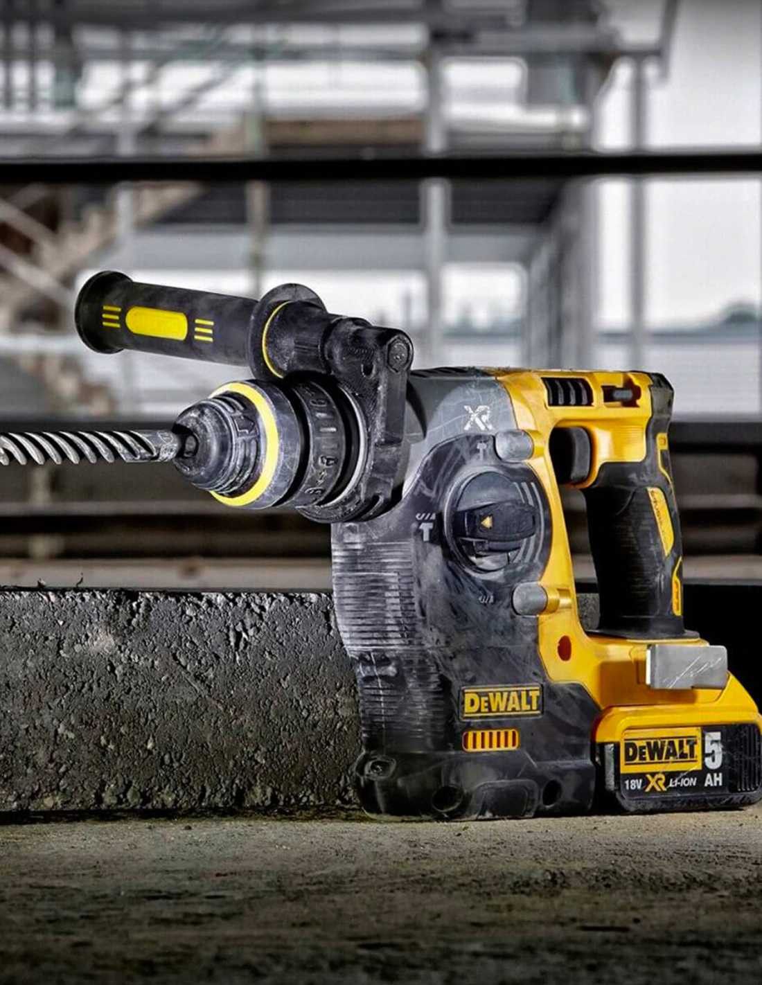 Kit Dewalt 12 outils + 3bat 5Ah + chargeur DCB115 + 4xTSTAK DCK121P3