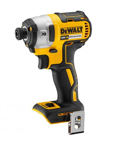 Kit Dewalt avec 8 outils + 3 bat 5ah + Chargeur DCB115 + 4xTstak DCK867P3