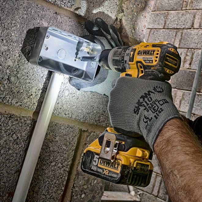 Kit Dewalt avec 9 outils + 3 bat 5ah + Chargeur DCB115 + 4xTstak DCK991P3