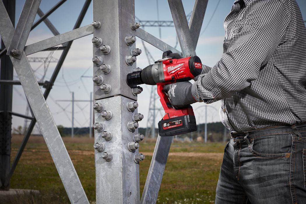 Clé à chocs à couple élevé M18 FUEL One-Key 1" avec anneau Milwaukee M18 ONEFHIWF1-802X