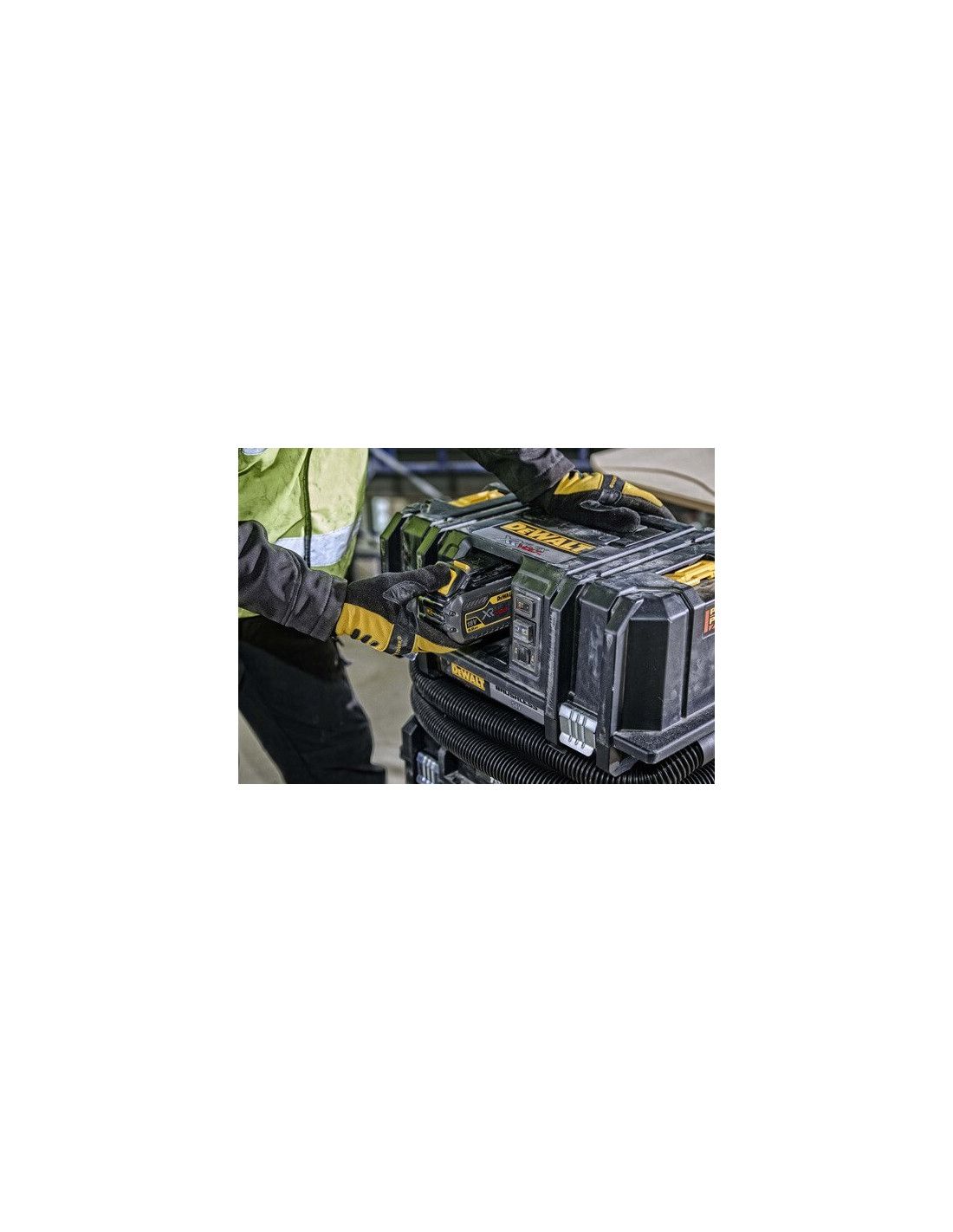 Dewalt 54V XR Flexvolt M-Class XR Aspirateur pour solides et liquides + 2 batteries 6.0Ah et chargeur DCV586MT2