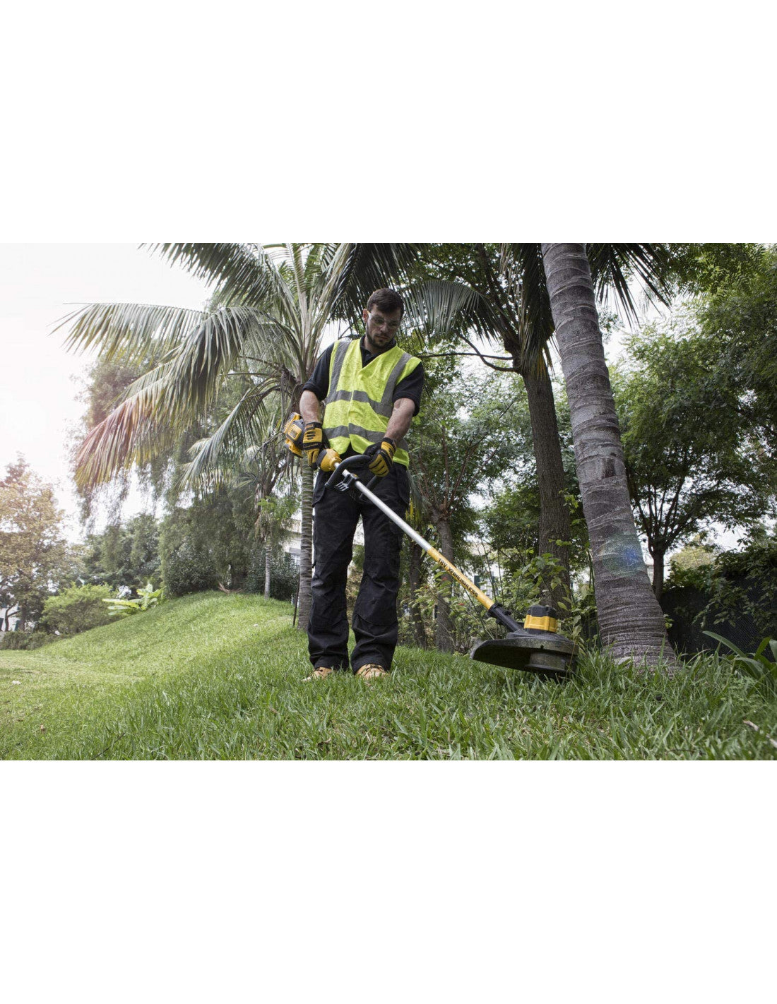 Désbroussailleuse sans balai Dewalt DCM561P1 - XR 18V 5.0Ah 33cm