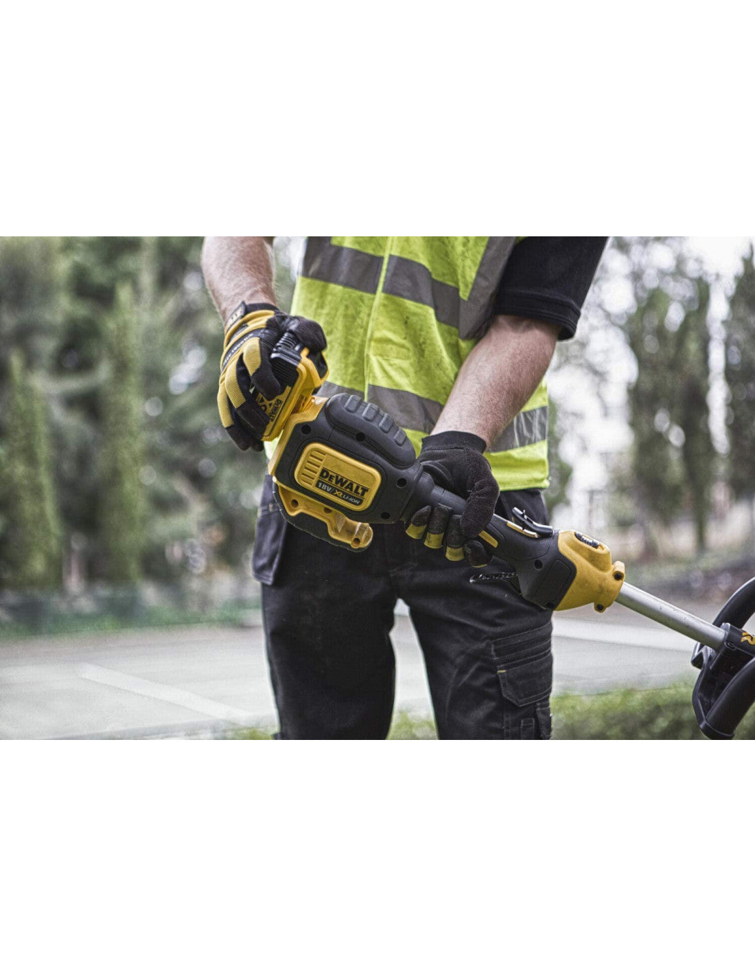 Désbroussailleuse sans balai Dewalt DCM561P1 - XR 18V 5.0Ah 33cm