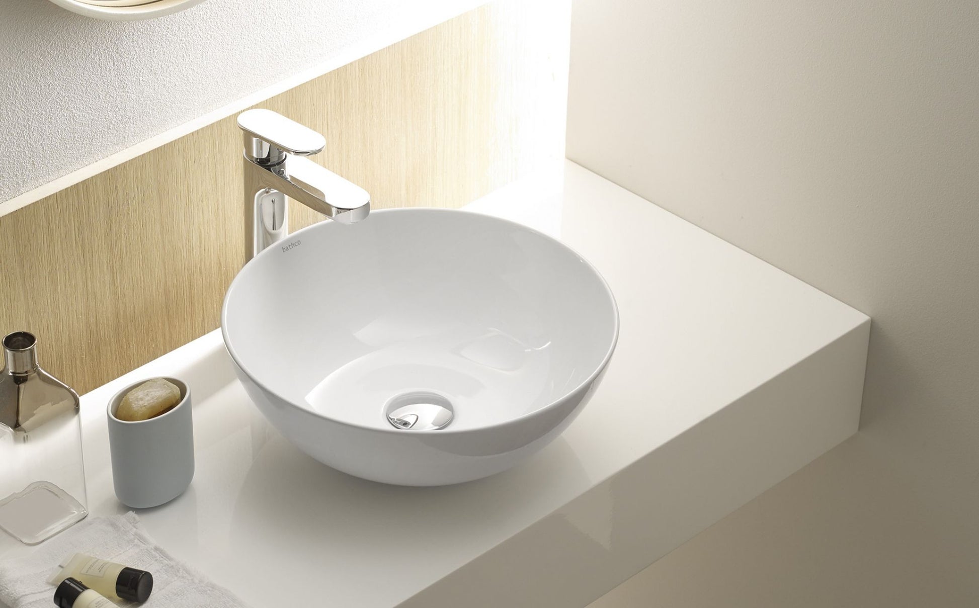 Nouveau Lys Bathco 4084N Lavabo rond en porcelaine à poser BATHCO - 2