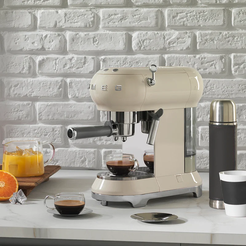 Machine à café expresso Smeg SMEG - 1